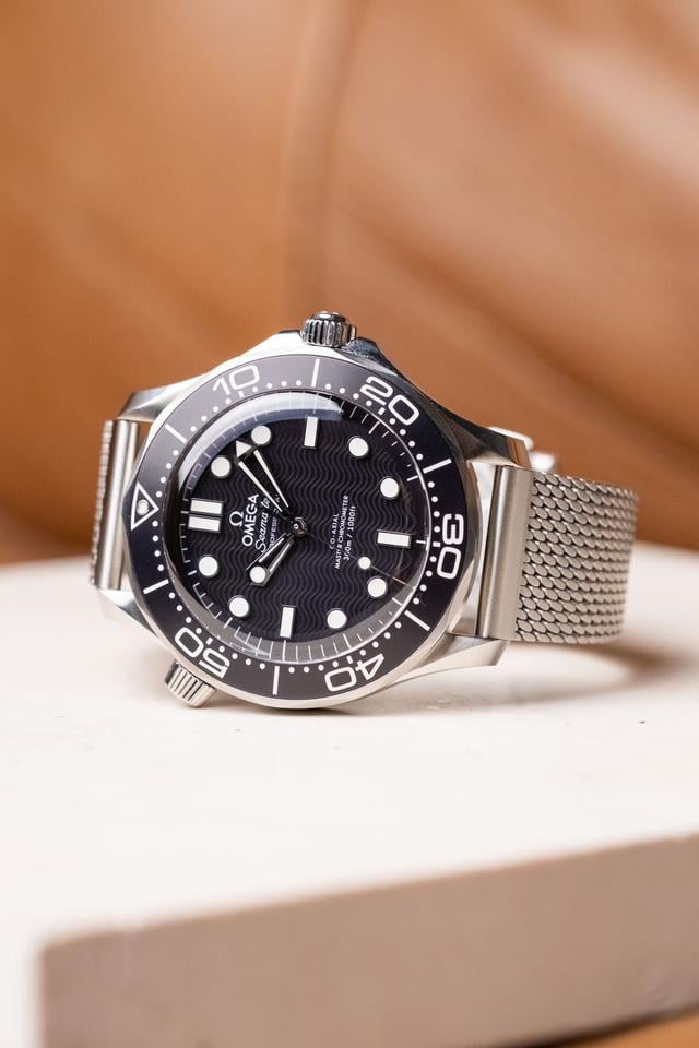 Omega Seamaster Diver300M Black Wave 2026