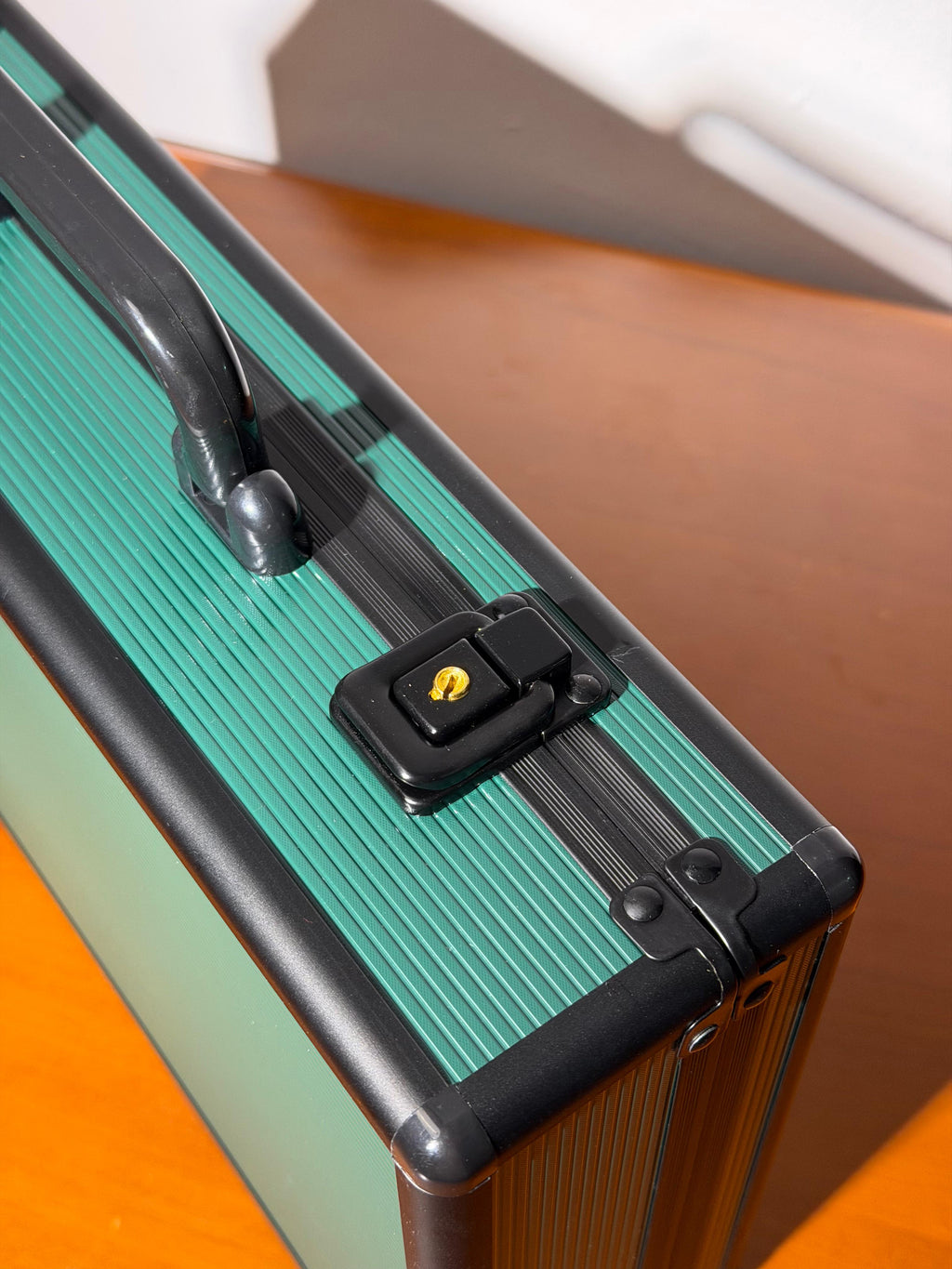 Suitcase Watchbox 12 slots
