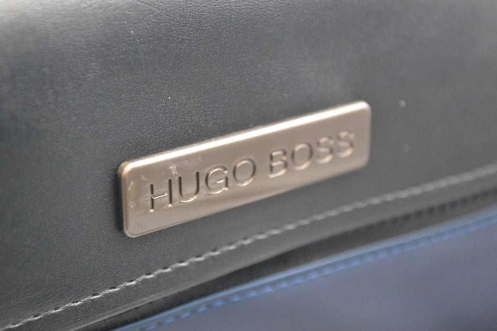 Hugo Boss Handpouch